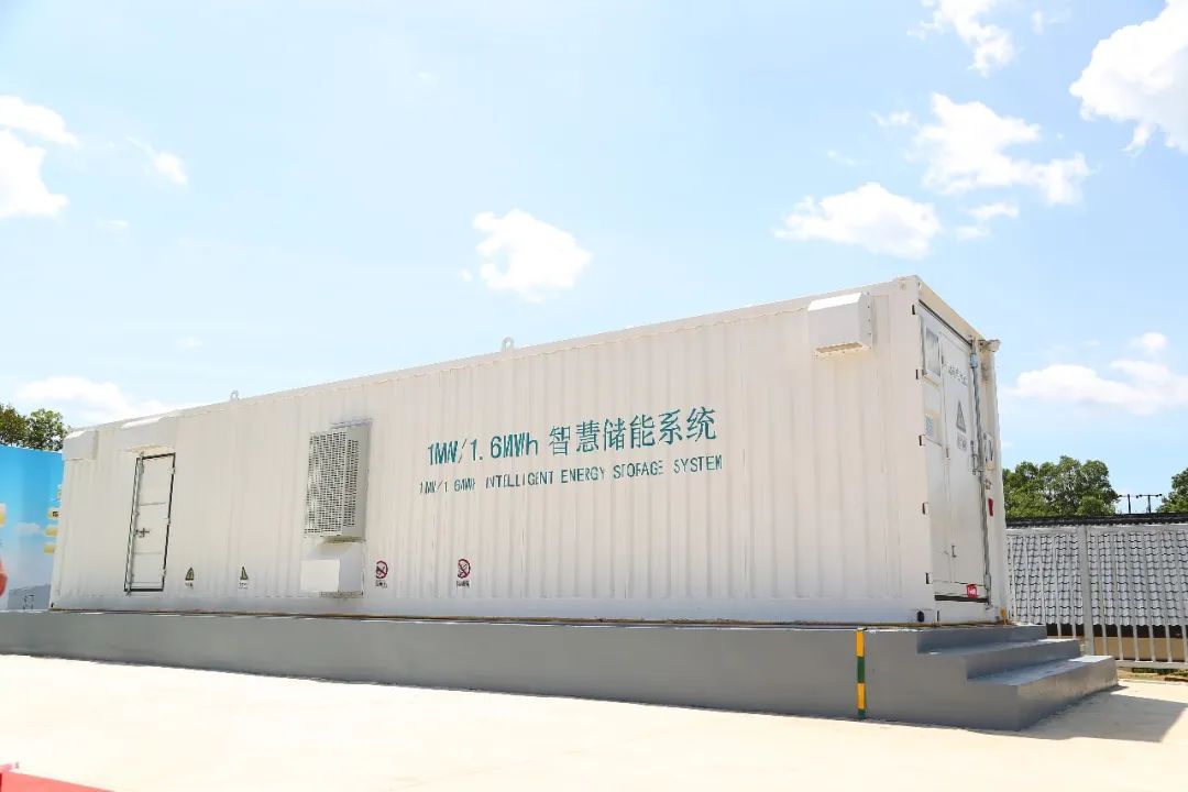 湘儲代表，威勝電氣助力湖南首個MWh級大型用戶側(cè)儲能電站正式投運(yùn)